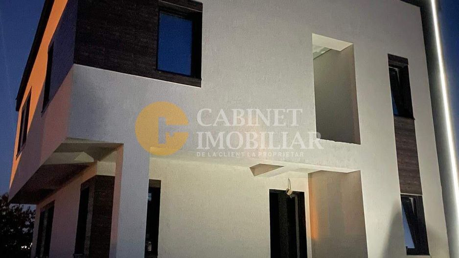 Vila 4 Camere Rediu - Poză 1