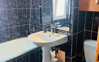 Apartament ultracentral, 3 camere, cu priveliste impresionanta, langa Mercur - Poză 18