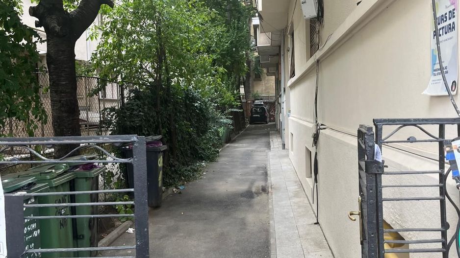 Apartament cu 4 camere | Semidecomandat | Piata Romana - Poză 6