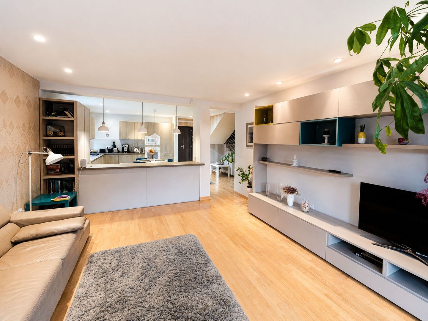 Duplex de inchiriat | Dumbravita | 6 camere | 2 bai | Centrala proprie - Poză 5