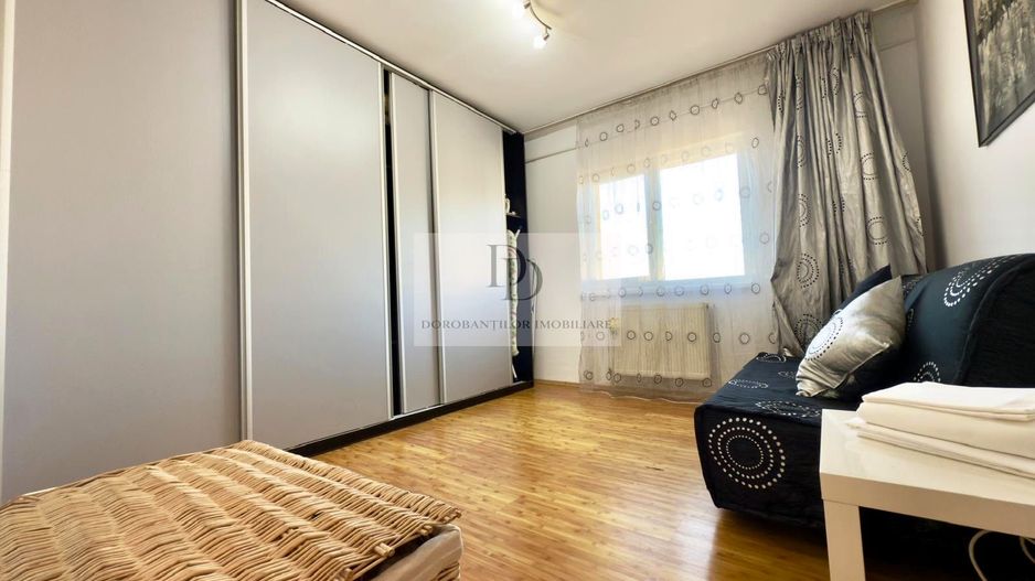 Închiriere apartament 3 camere – Calea Dorobanților-Parcare exterioară - Poză 9