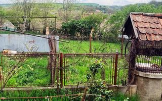 Casa modesta ,situată in Slimnic - Poză 4