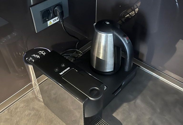 Închiriez apartament 3 camere, mobilat - utilat, openspace, Unirii - Poză 10