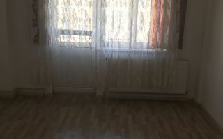 BRASADAS vinde garsoniera la etajul 4/4 in zona Careiului. - Poză 6