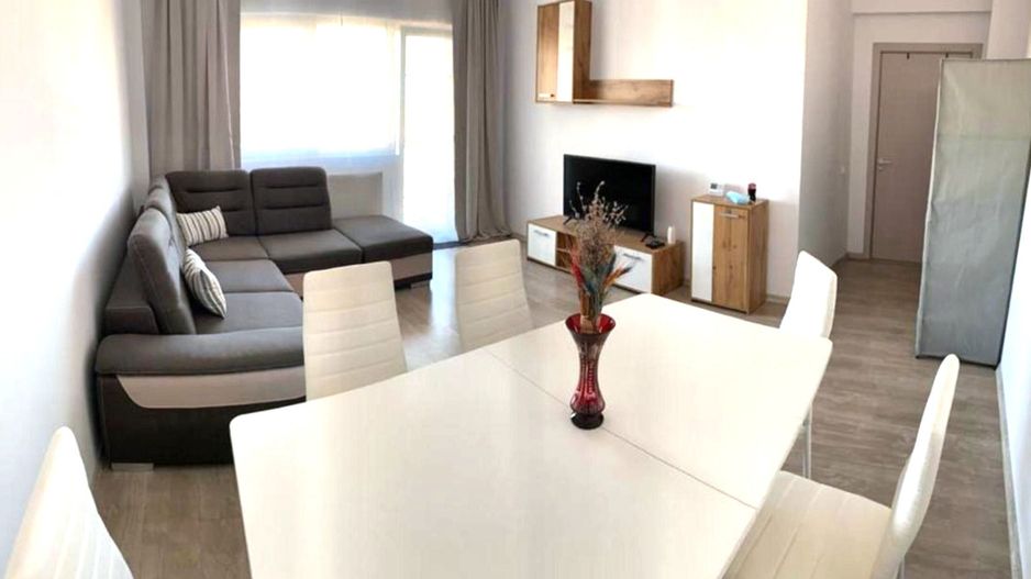 🏡 Închiriez Apartament cu 3 camere, bloc nou, parcare inclusă, vedere Parc Teil - Poză 1