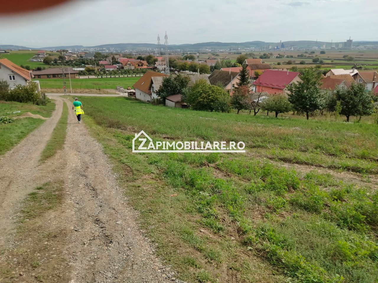 Teren intravilan 2248 mp - Nazna - Poză 3