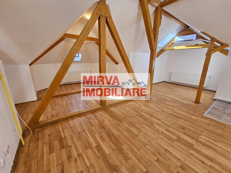 🏢 Spațiu de birouri – 5 camere, 3 băi – Mansardă vilă, Central - Poză 6