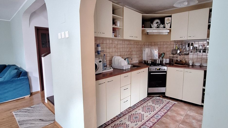 Superba Vilă 5 Camere Cartier Roșu Militari - Poză 3