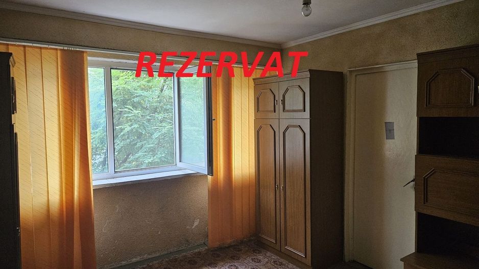 Vanzare apartament 2 camere, etaj 2 Gavana 2 - Poză 1