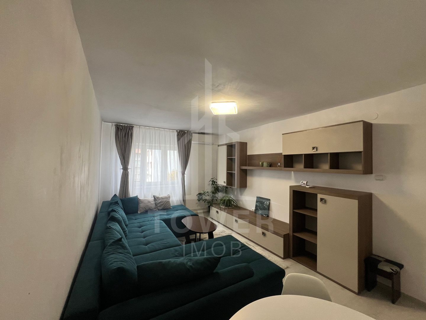 Apartament 3 camere, zona Lazaret – de închiriat - Poză 2