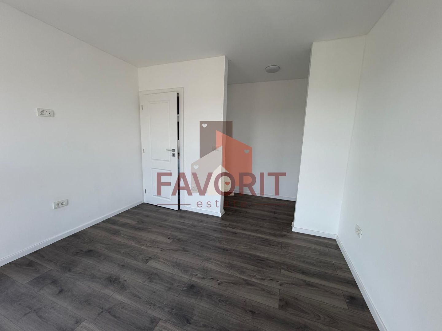 Duplex | COMISION 0 | Curte amenajata | Toate utilitatile | 3 Bai | - Poză 7