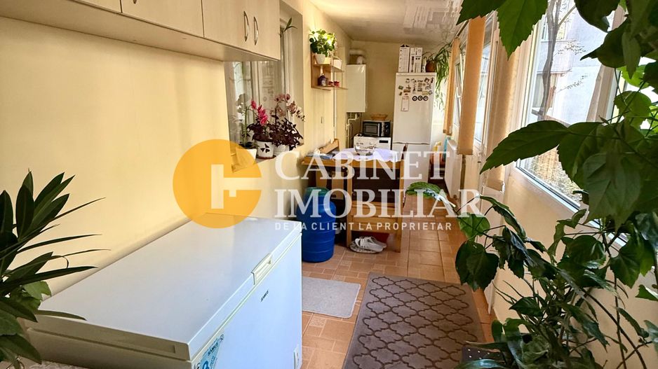 Apartament cu 2 camere -  Zona Alexandru cel Bun - Poză 8