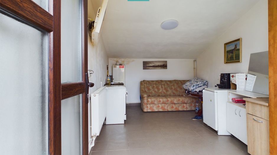 Proprietate imobiliară cu potențial extraordinar! - Poză 10