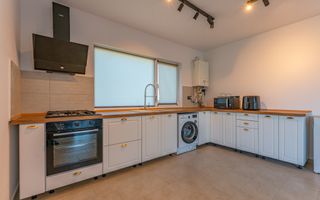 Casă Individuală de Închiriat, Încălzire în Pardoseală, Teren 400 mp - Poză 8