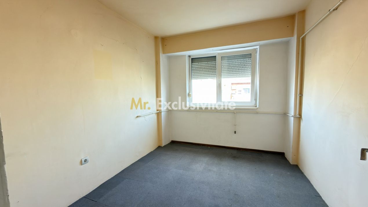 Apartament 4 camere Etaj IV, MV1, Zona Ludy - Str. Regele Ferdinand I - Carei - Poză 6