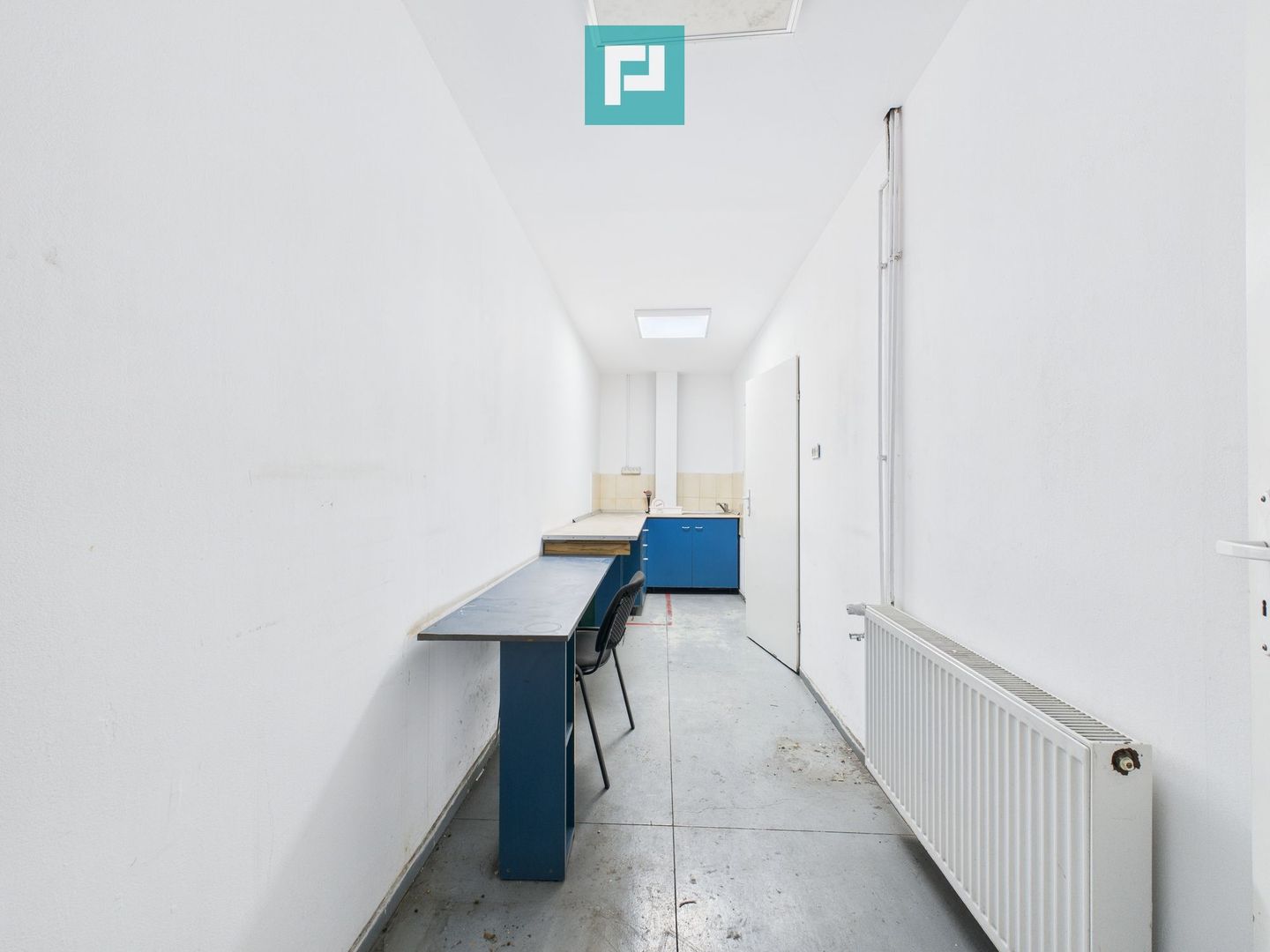 Hală și spații de birouri în Arad - Poză 4