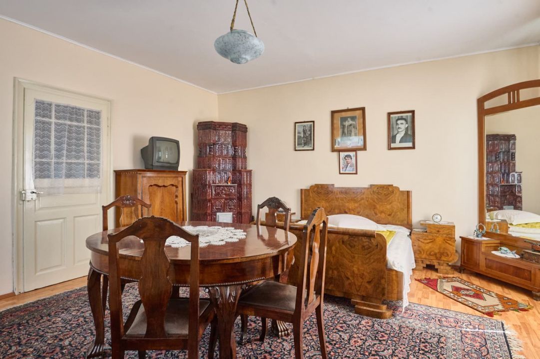 Casa Valea Mare Pravat (Campulung-Arges ) - farmec interbelic - Poză 12