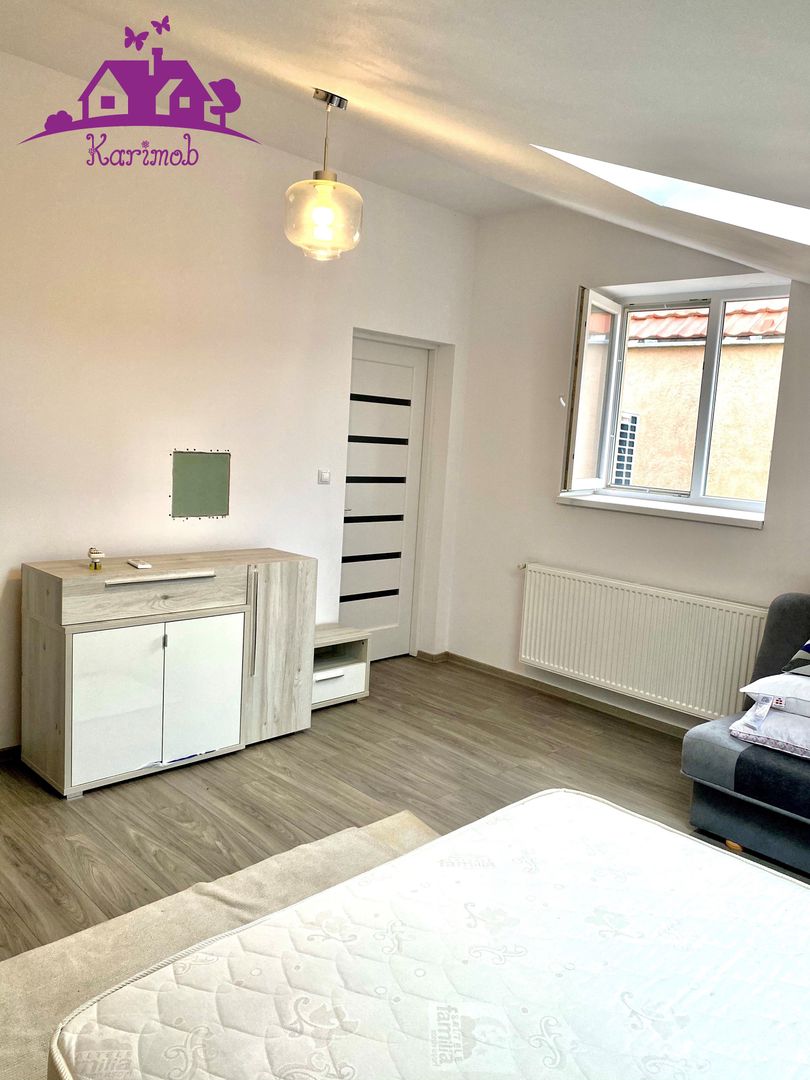 Casa de inchiriat central - Poză 8