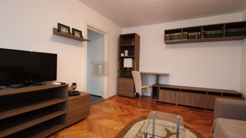 Zona Medicina; str. Bucuresti, centrala proprie. - Poză 1