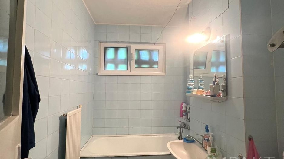 Apartament cu 3 camere, etaj intermediar in Gheorgheni - Poză 5