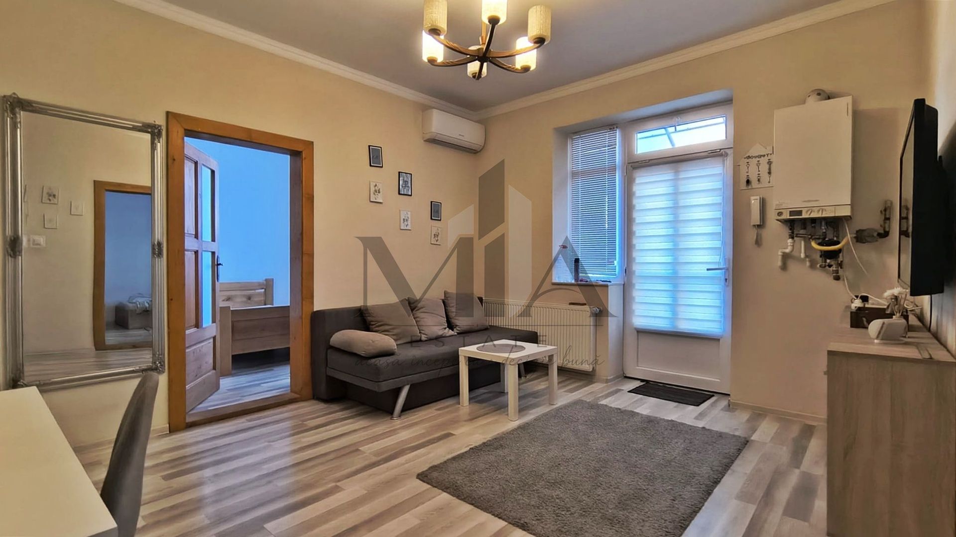 Casa de inchiriat cu 3 camere la curte comuna,  zona Centrala, Oradea - Poză 2