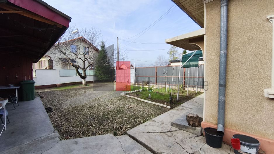 Casa curte cu teren 1600 mp Manolache - Poză 5