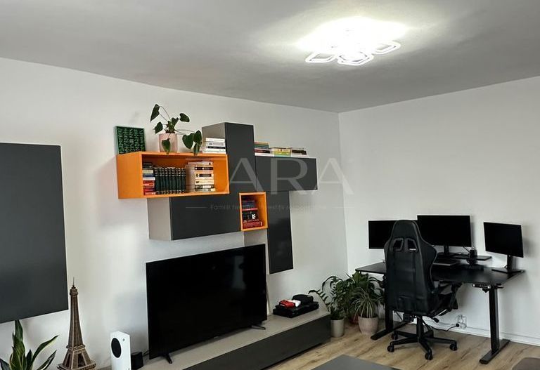 Apartament in zona Liceului de Informatică „Tiberiu Popoviciu” - Poză 1