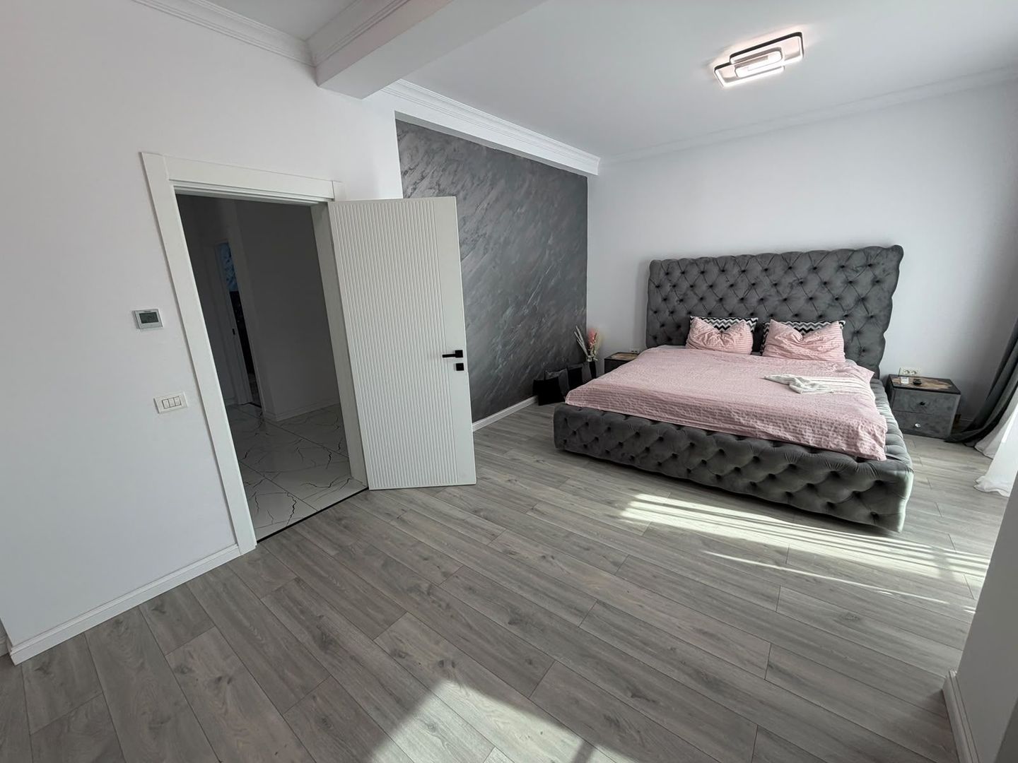 CASA INDIVIDUALA - TEREN 370 MP, PISCINA, SEMI-MOBILAT, COMISION  0% - Poză 9