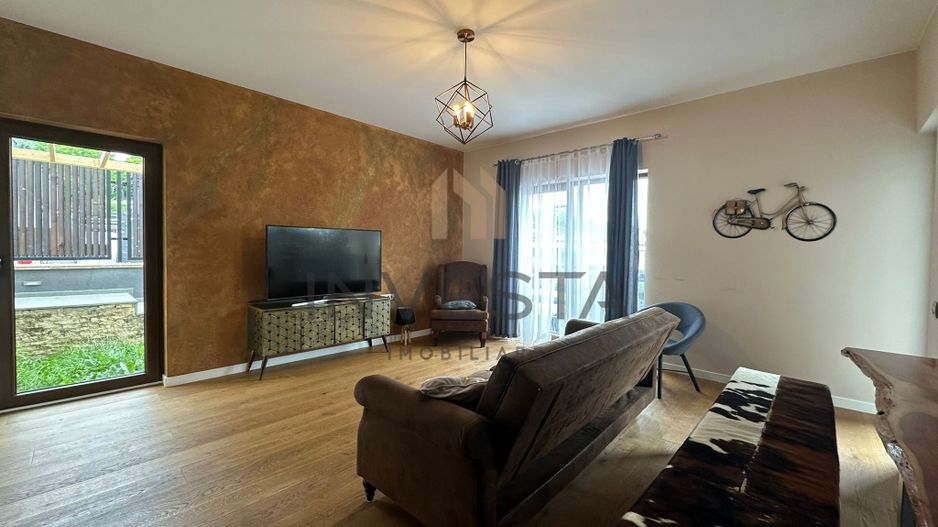 Apartament in vila cu panorama deosebita si garaj! - Poză 2