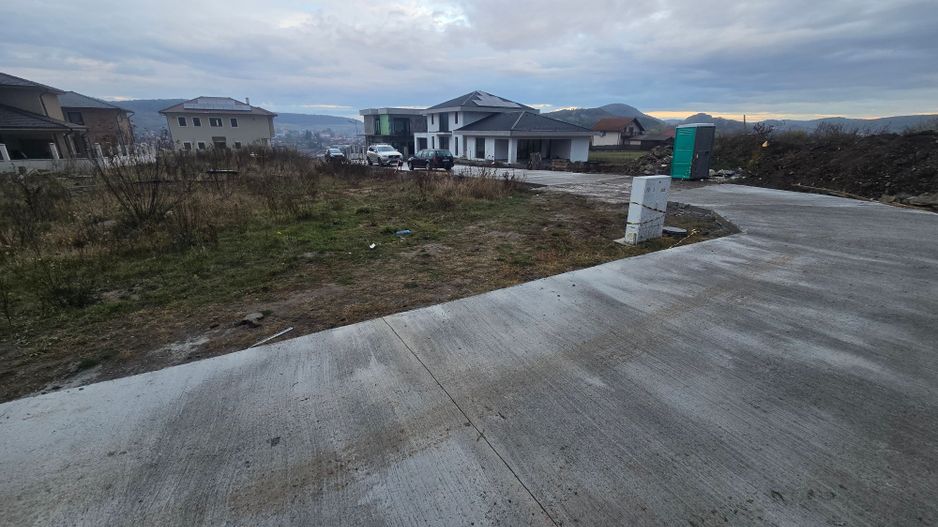 Teren 908mp.zona Penny Corunca CU duplex,toate utilitatile - Poză 5