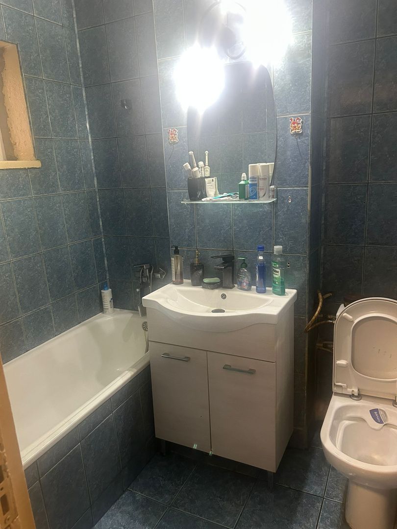 Apartament 2 camere, etaj 3, Trivale, la intrare in cartier - Poză 8