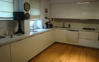 APARTAMENT SPATIOS CU 4 CAMERE LA INCHIRIERE LANGA PARCUL HERASTRAU - Poză 3