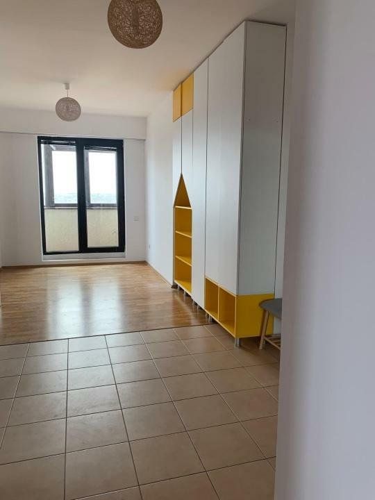 Apartament de Închiriat - 2 Camere, 90mp, Et11/14 Cu Vedere Superbă la Răsărit - Poză 8