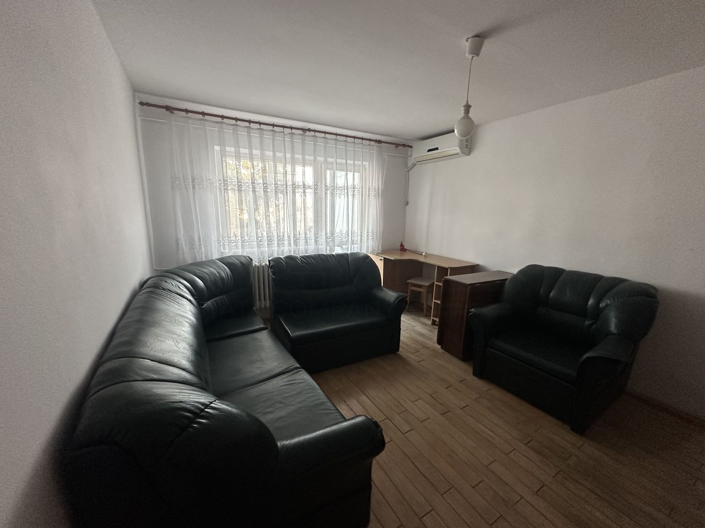 APARTAMENT 2 CAMERE | 48 MP | ZONA PIAȚA MICĂ | RĂDĂUȚI - Poză 4