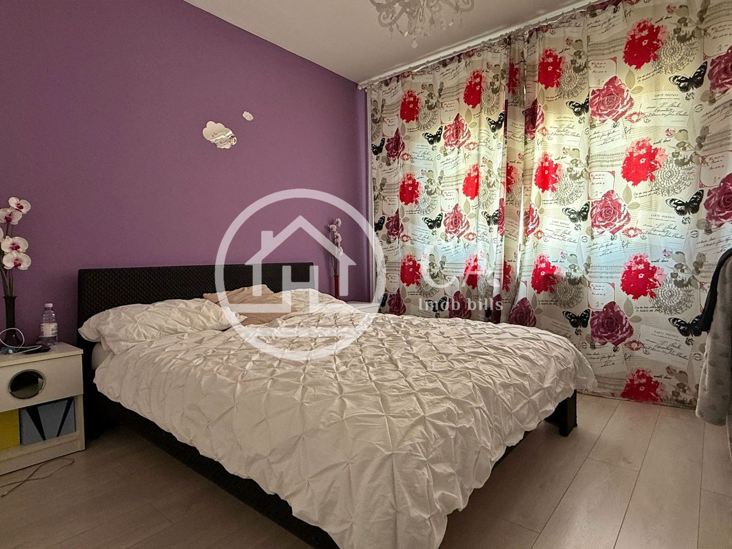 Apartament de vânzare 2 camere în zona Rogerius - Poză 1