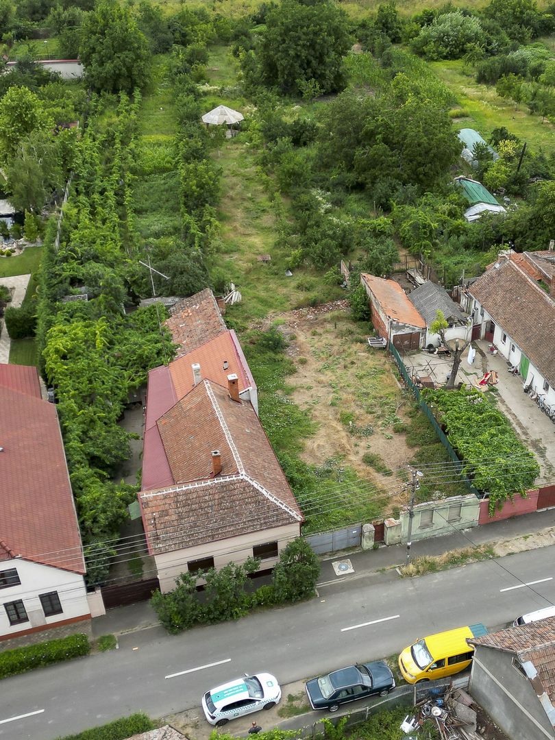 Teren intravilan 2311mp, 35 euro mp - Poză 5