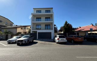 Apartament cu o curte generoasa de 60 mp - Poză 2