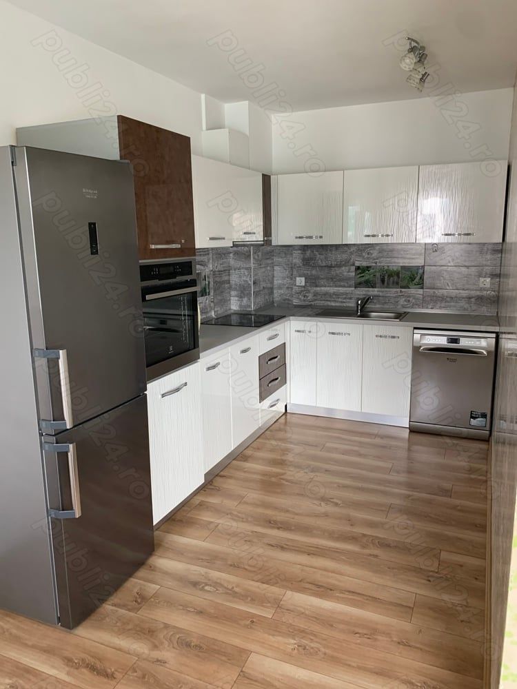 Vanzare apartament 3 camere zona Semicentrala - Poză 7