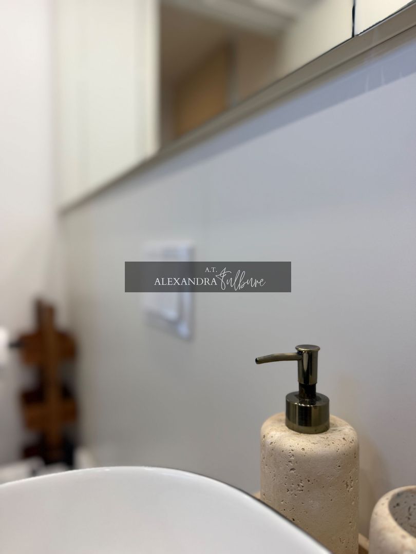 Apartament PREMIUM cu curte, terasă și lift cu acces direct în living - Poză 49