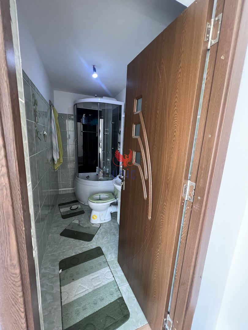 Casa Impartita in 3 Apartamente, Bariera Valcii - Poză 18