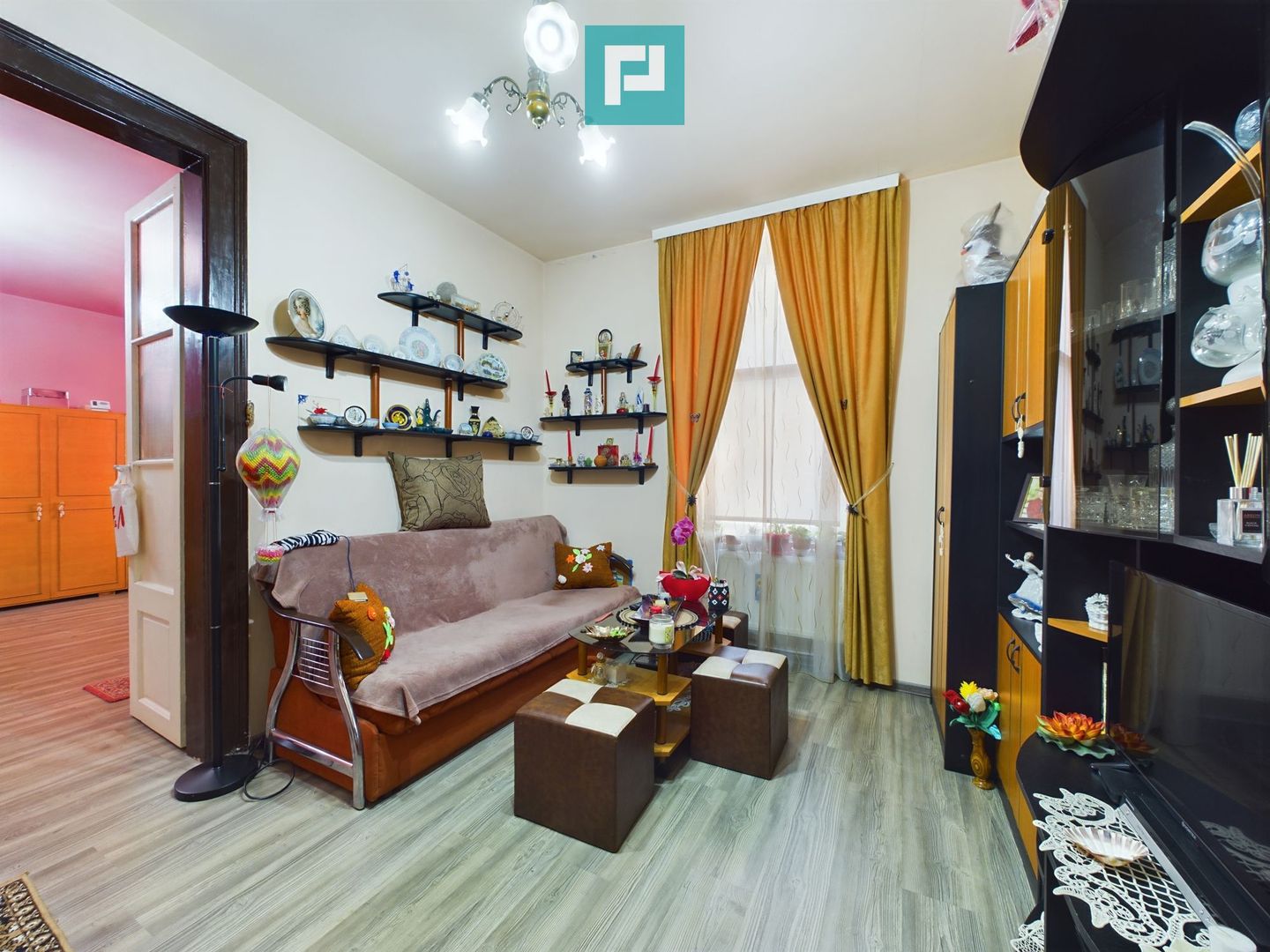 Clădire cu două apartamente zonă centrală - Poză 25