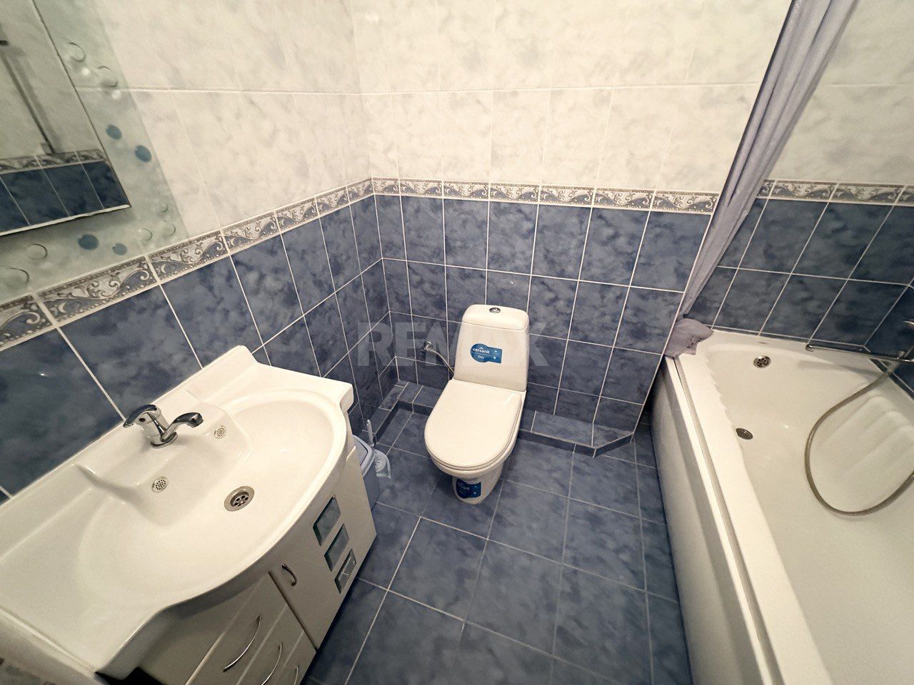 Vând Apartament cu 4 camere100 м². Poșta Veche. - Poză 18