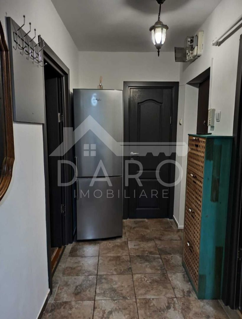 INCHIRIEZ APARTAMENT 3 CAMERE IN TUDOR - Poză 2