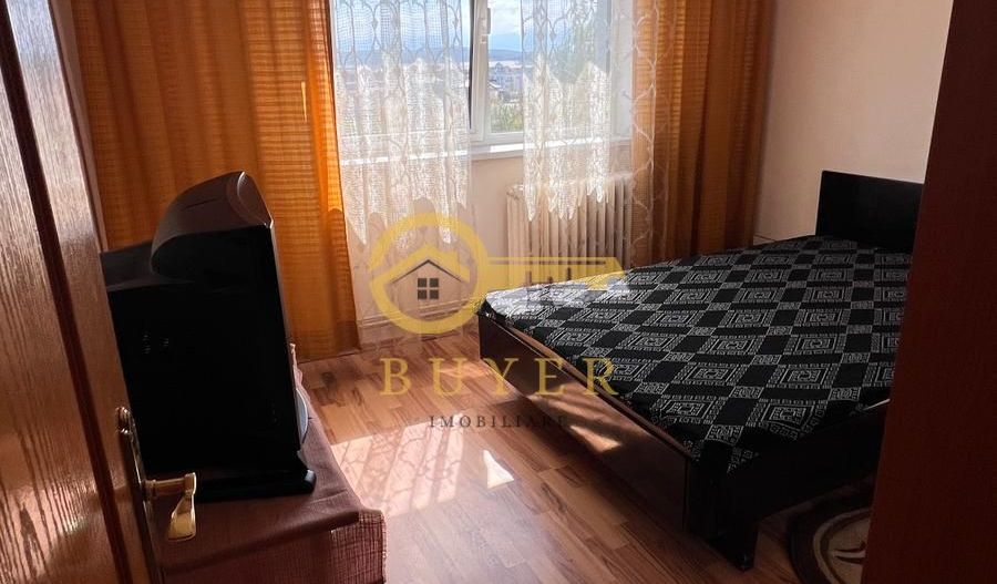 Apartament mobilat cu 2 camere- Etaj 3, balcon, pivnita si boxa - Poză 1