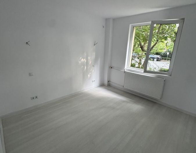 Vanzare Apartament 2 Camere Calea  Vitan intersectia Mihai Bravu - Poză 14