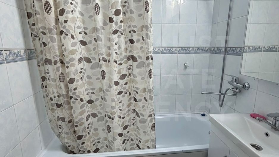 Chirie, apartament 3 camere 70 mp, str. Mihail Lomonosov, Centru - Poză 19