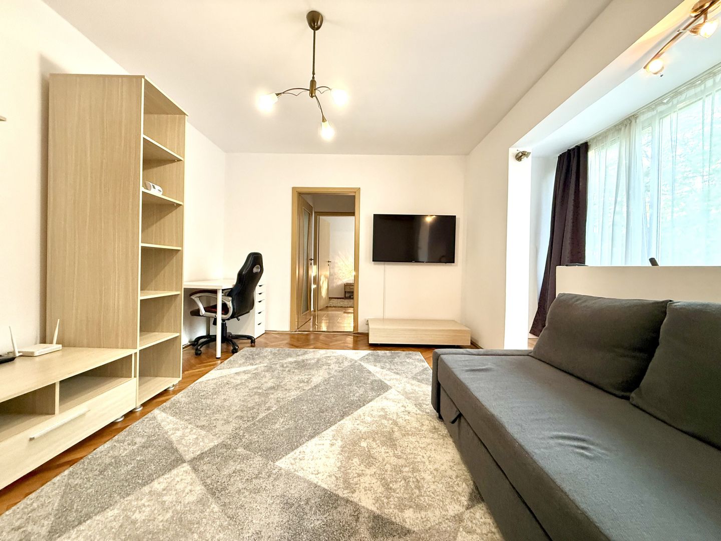 Apartament cu 2 camere în zona Gheorghe Lazăr - Poză 2