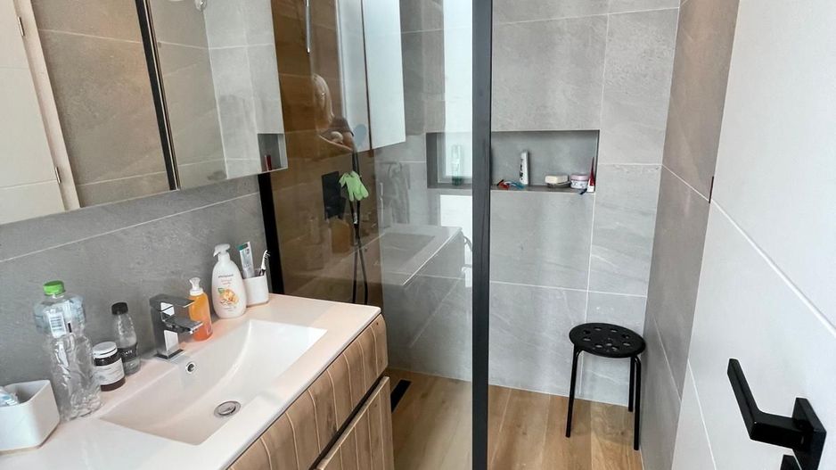 Locuinta parter mobilata si utilata cu jacuzzi - Poză 16