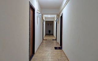 Metrou Berceni , 2 camere + curte, decomandat, comision 0% - Poză 9