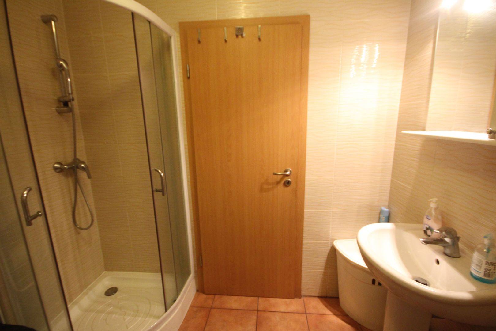 Apt cu  scara interioara  langa Kaufland Dumbravita - Poză 18